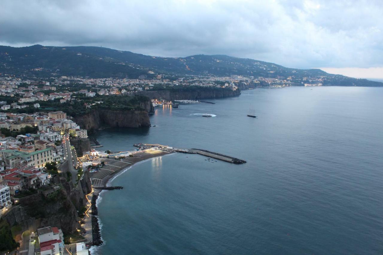 Casa Derosa In Sorrento Centro Lejlighed Eksteriør billede